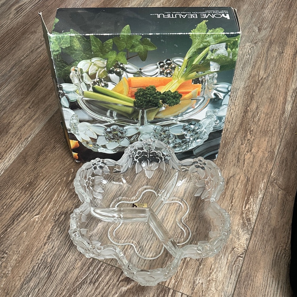 Home Beautiful Clear Glass Floral Serving Dish